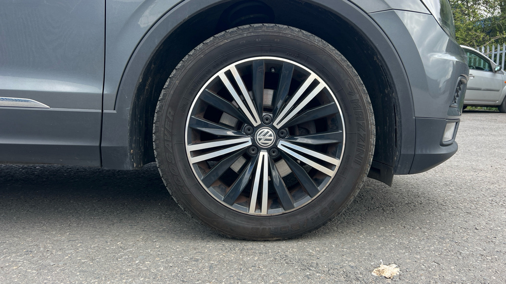 Volkswagen Tiguan Sel Tdi Bluemotion Technology Dsg Black #20