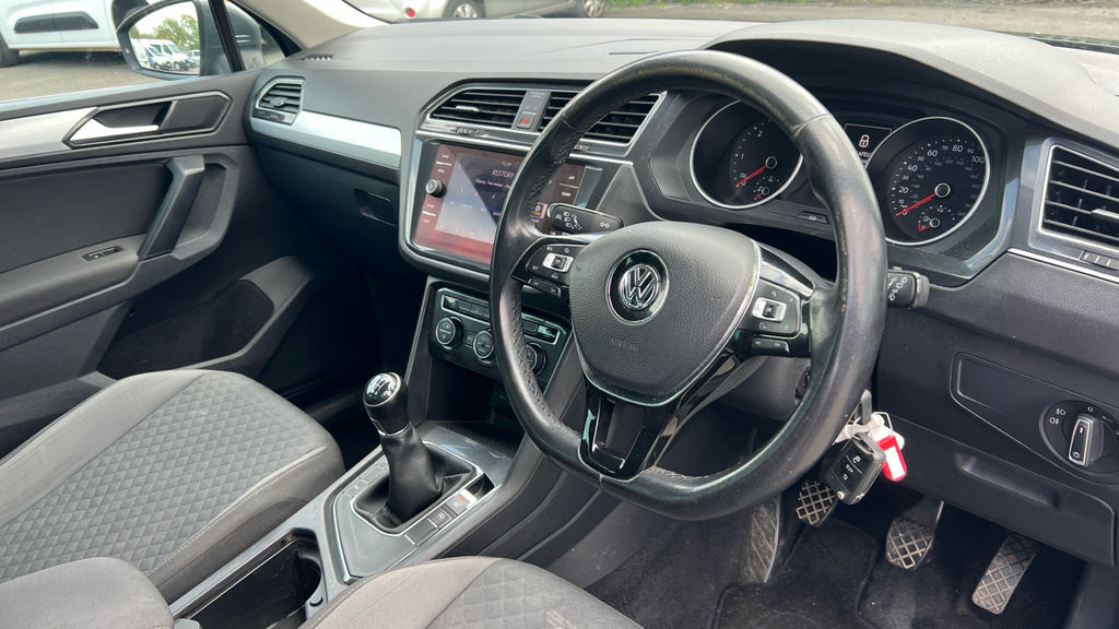 Volkswagen Tiguan Sel Tdi Bluemotion Technology Dsg Black #6