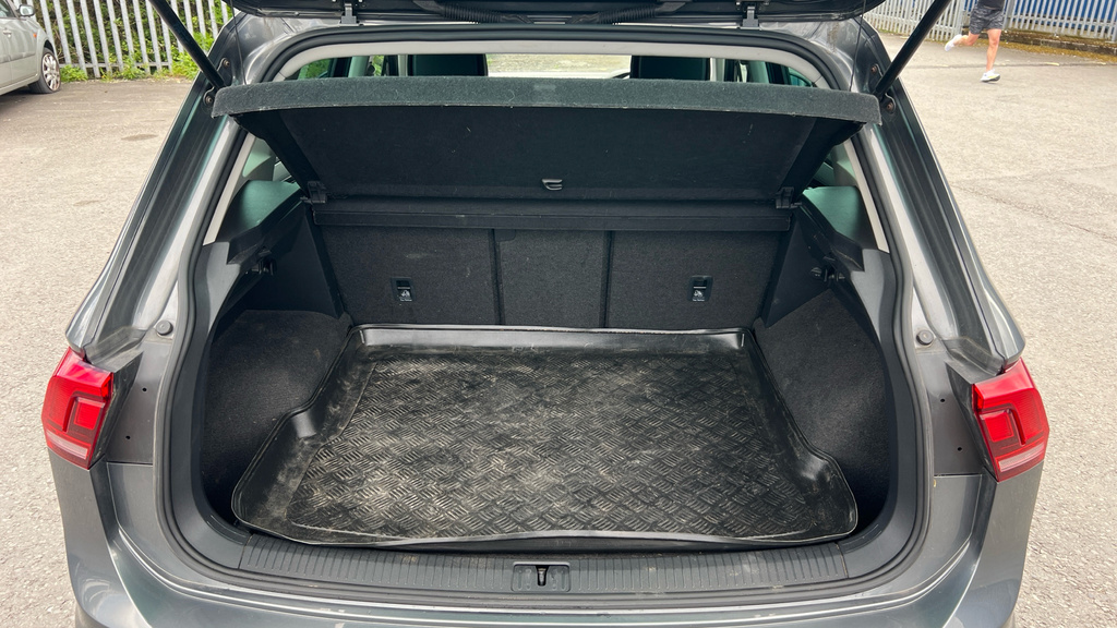 Volkswagen Tiguan Sel Tdi Bluemotion Technology Dsg Black #16