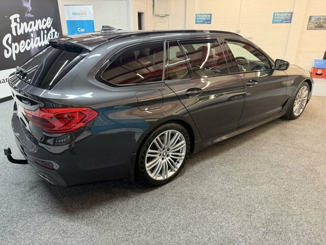 BMW 5 Series 520S M Sport Touring Grey #5