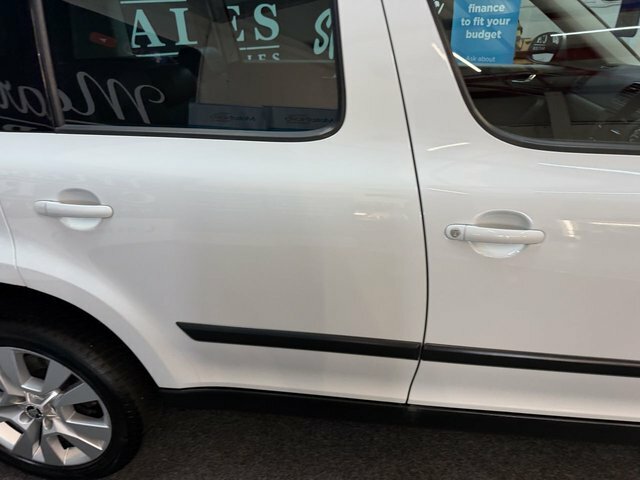 Skoda Yeti Tsi Laurin Klement Silver #33