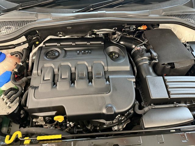 Skoda Yeti Tsi Laurin Klement Silver #24