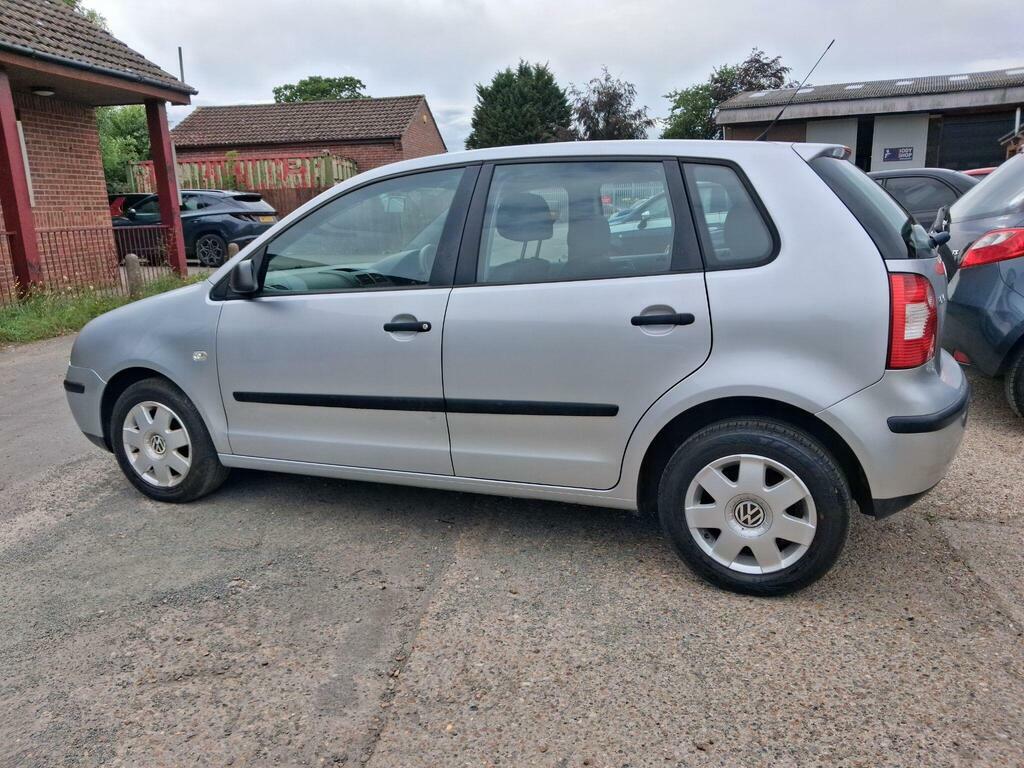 Volkswagen Polo Hatchback 1.4 Twist 200505 Silver #9