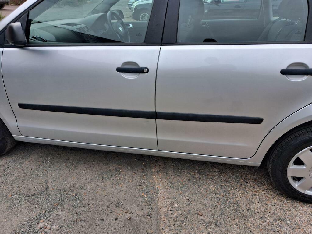 Volkswagen Polo Hatchback 1.4 Twist 200505 Silver #11