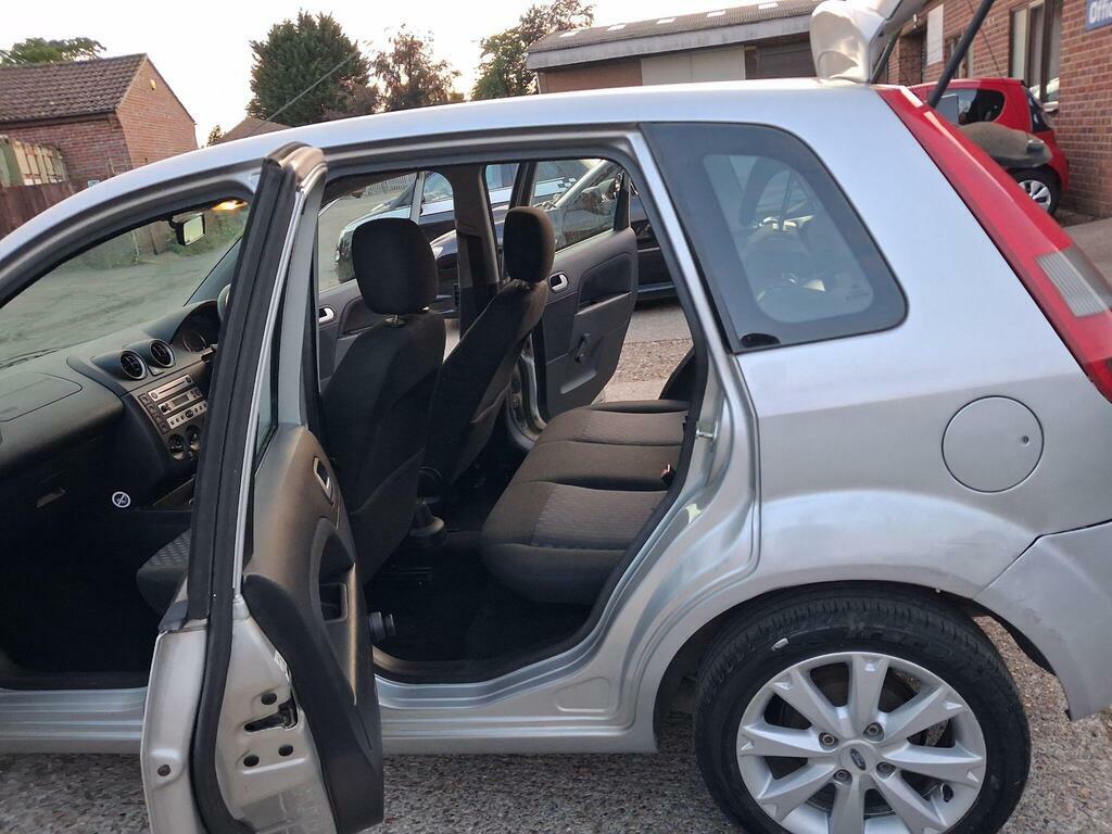 Ford Fiesta 1.25 Finesse  #16