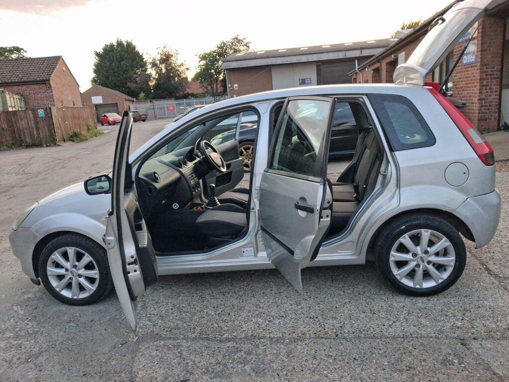 Ford Fiesta 1.25 Finesse  #21