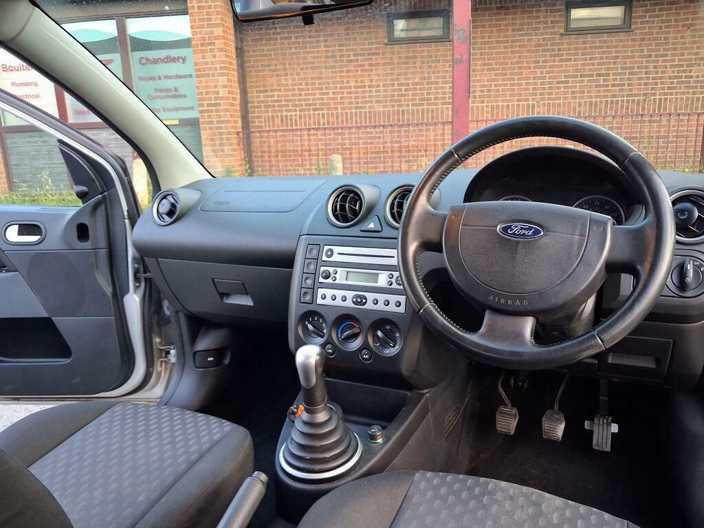 Ford Fiesta 1.25 Finesse  #11