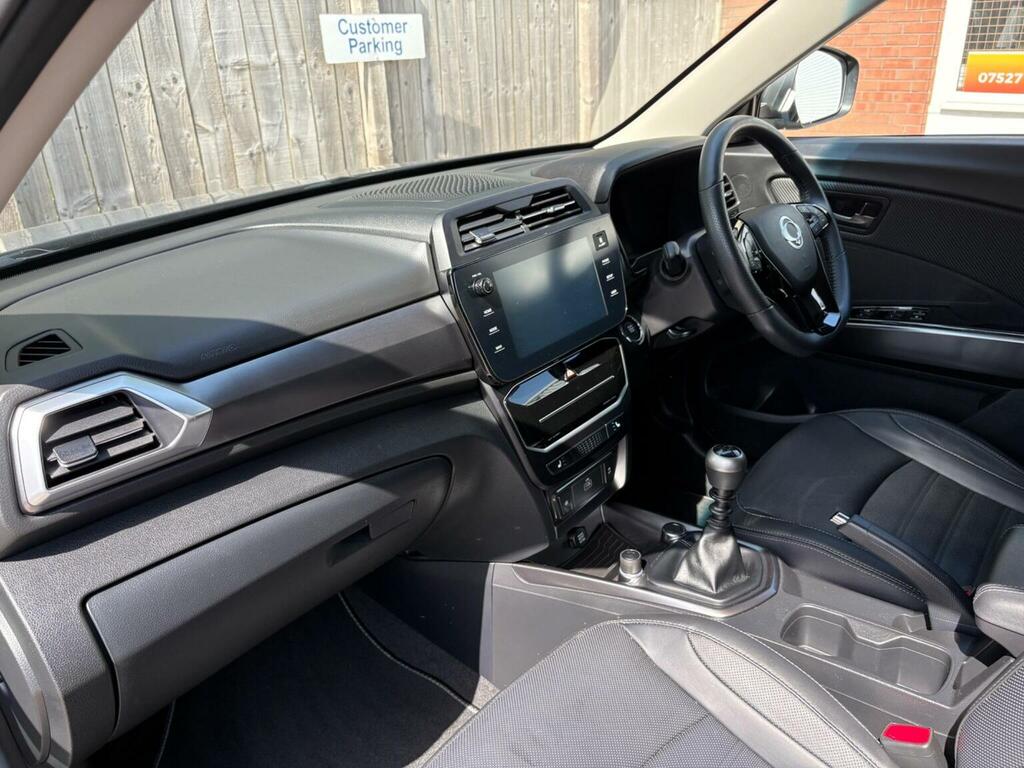 SsangYong Tivoli 1.5 K40 Blue #13