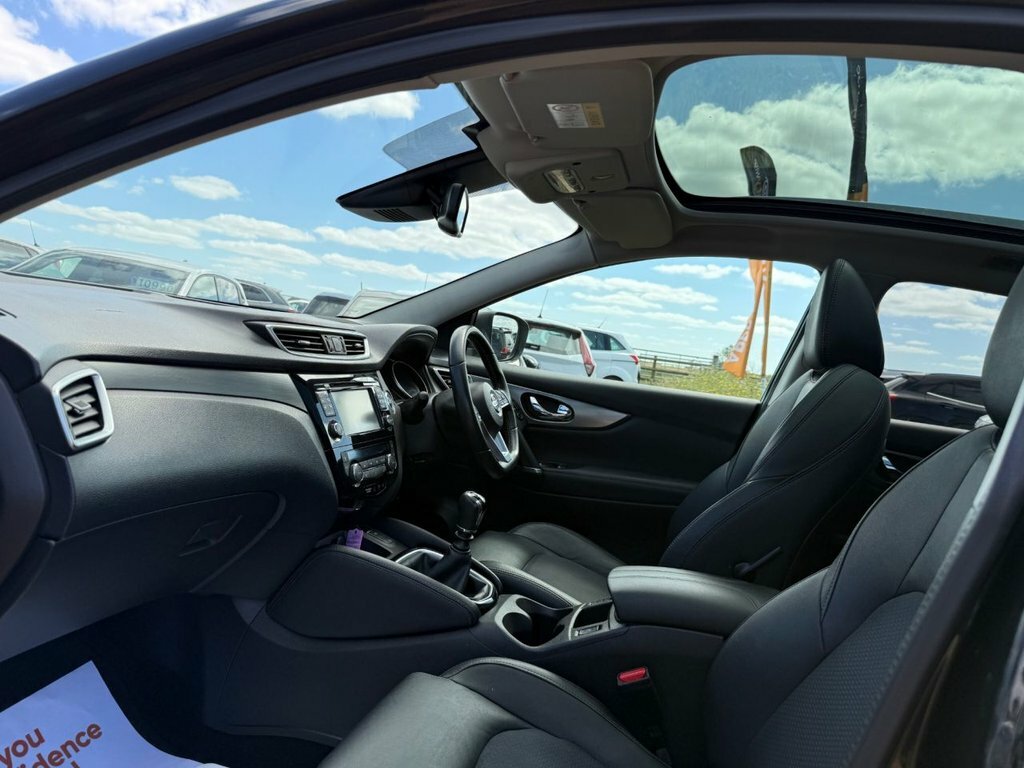 Nissan Qashqai 1.5L Tekna LL68VRE Black #4