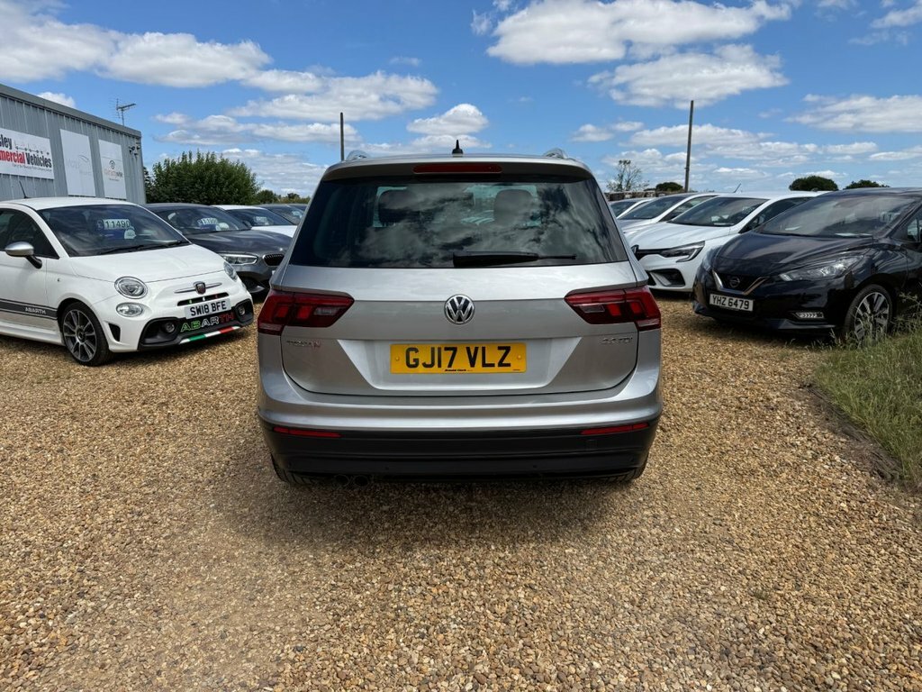Volkswagen Tiguan 2L Se Navigation GJ17VLZ Silver #6