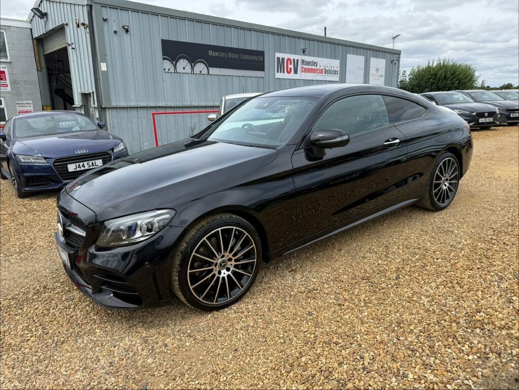 Mercedes-Benz C Class 2L Amg Line Night Edition Black