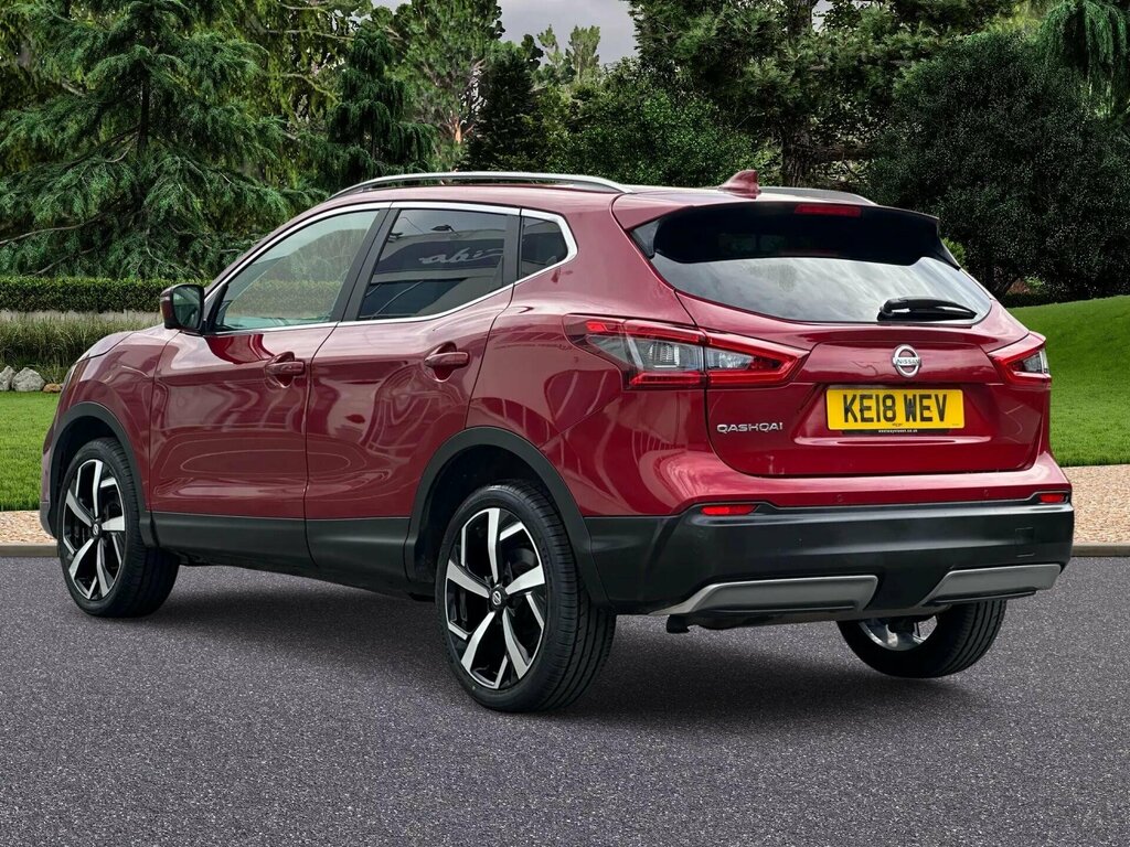 Nissan Qashqai 1.2 Dig-t Tekna Euro 6 Ss KE18WEV Red #3