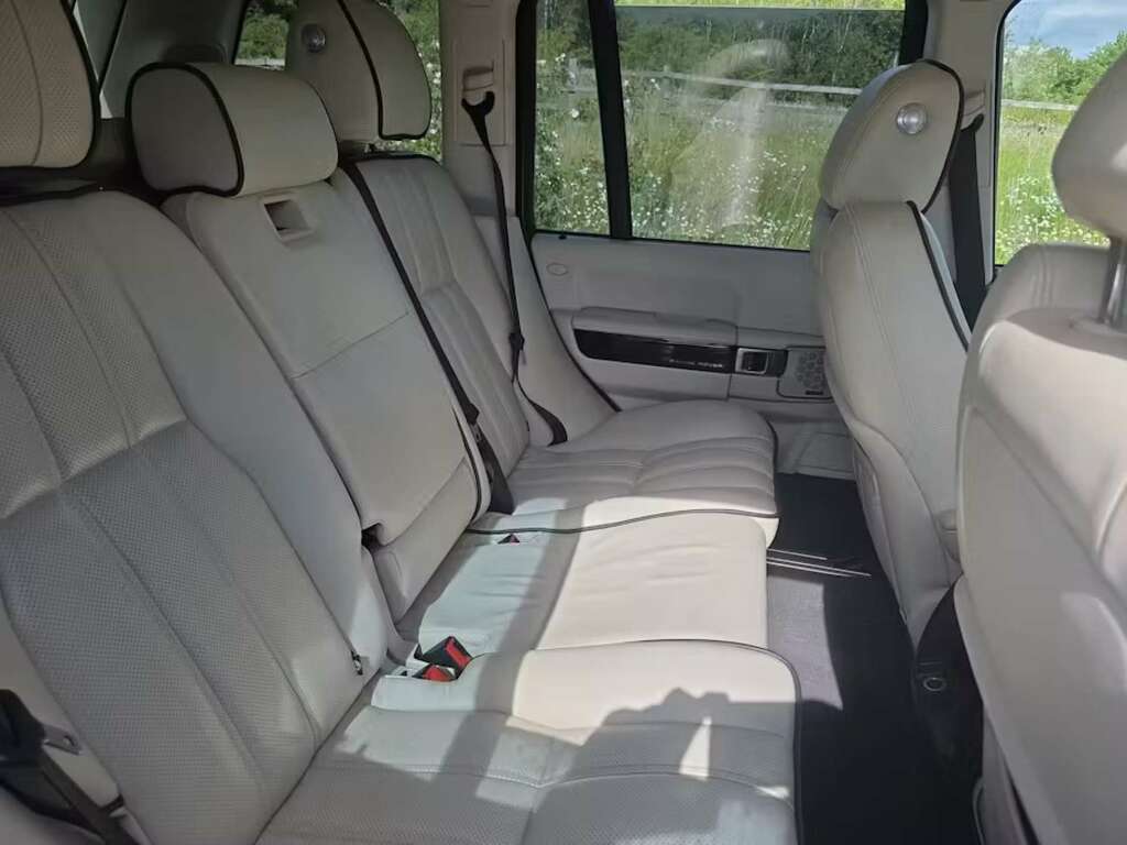 Land Rover Range Rover 4.4 Range Rover Westminster Tdv8 4Wd Black #4