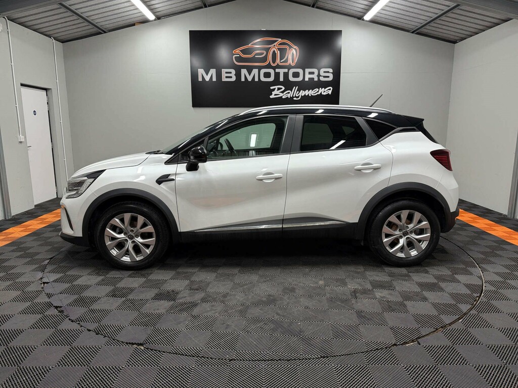 Renault Captur Iconic Dci Black #4