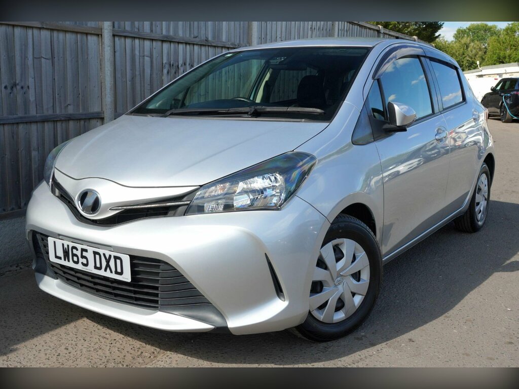 Toyota Yaris 1.33 Dual Vvt-i Icon Hatchback Multidri Silver
