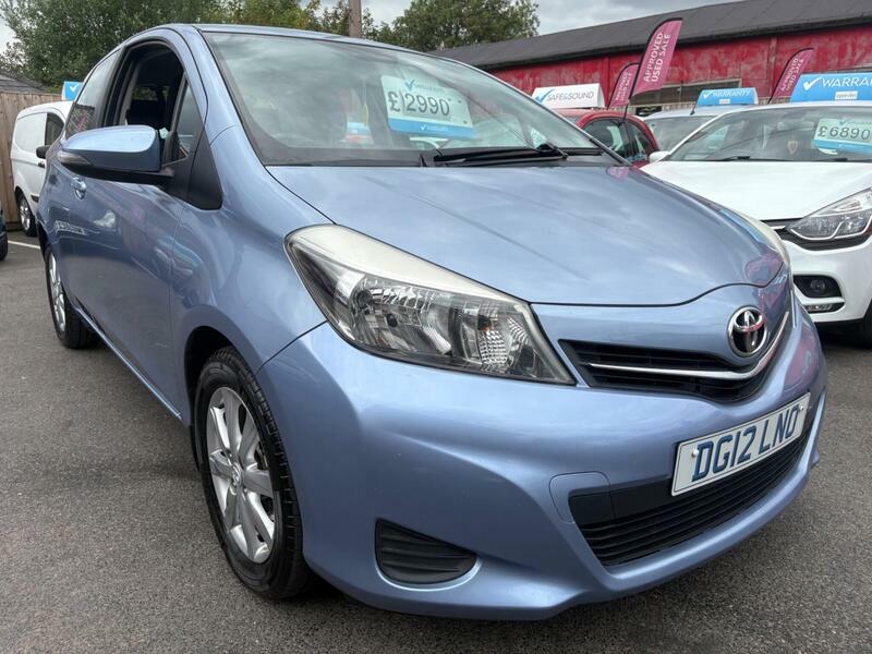 Toyota Yaris 1.0-Vvt-i-tr-euro-5-3dr Blue
