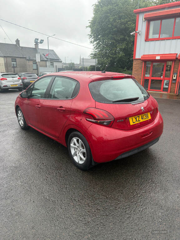 Peugeot 208 1.2 Puretech 82 Active Red #3