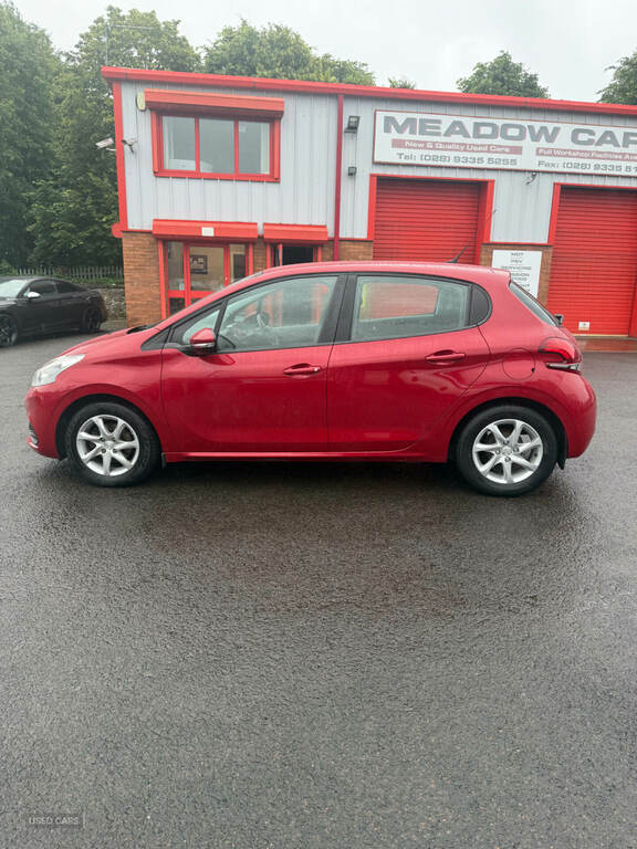 Peugeot 208 1.2 Puretech Allure Premium 82 Bhp Silver #10