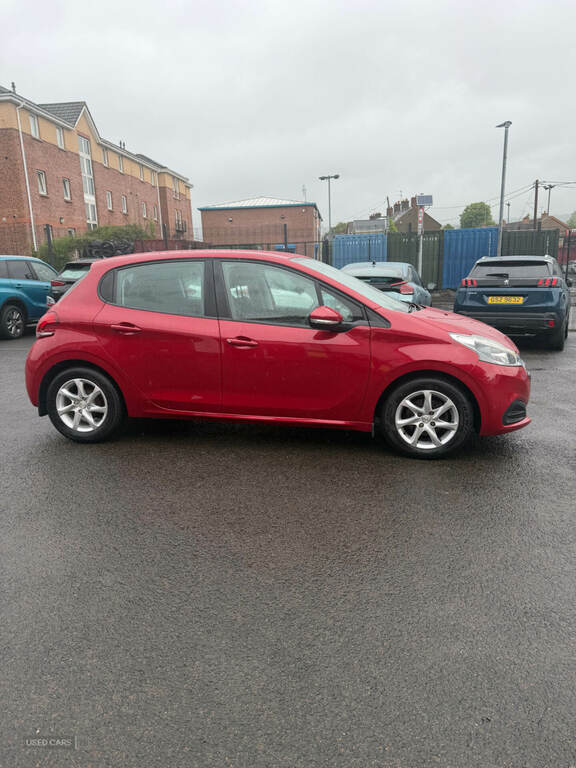 Peugeot 208 1.2 Puretech Allure Premium 82 Bhp Silver #9