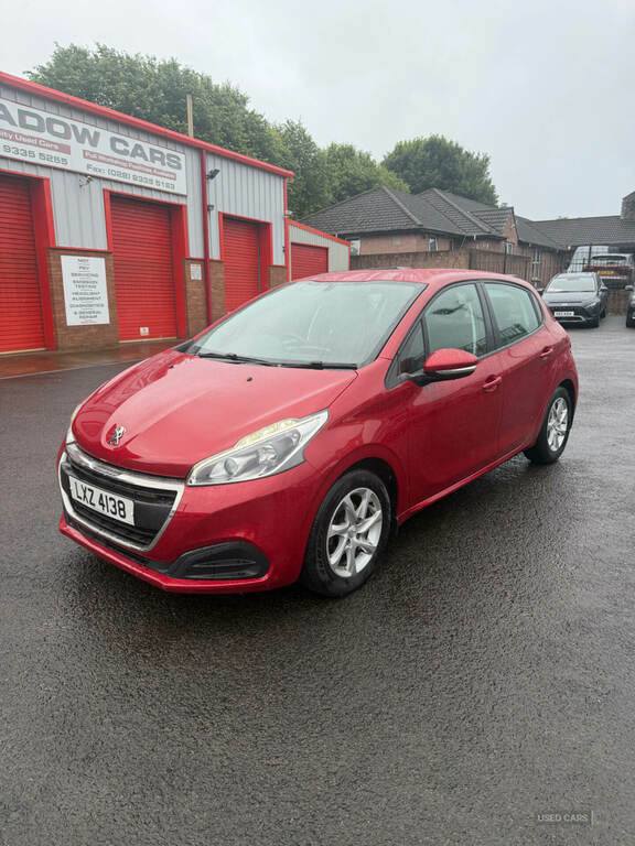 Peugeot 208 1.2 Puretech 82 Active Red #2