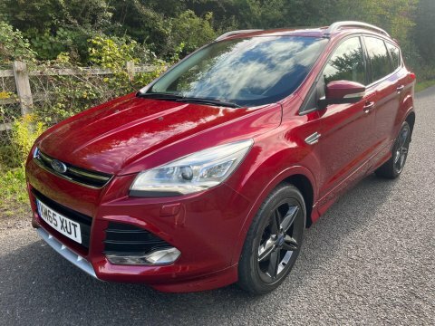 Ford Kuga 2015 65 Titanium KM65XUT Red #2