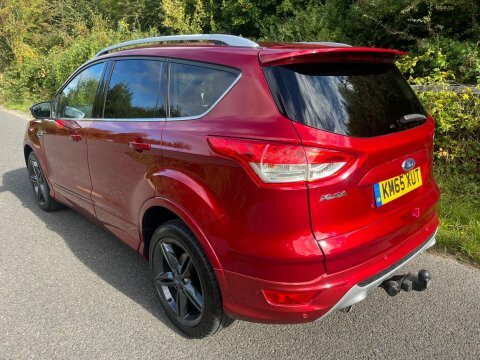 Ford Kuga 2015 65 Titanium KM65XUT Red #4