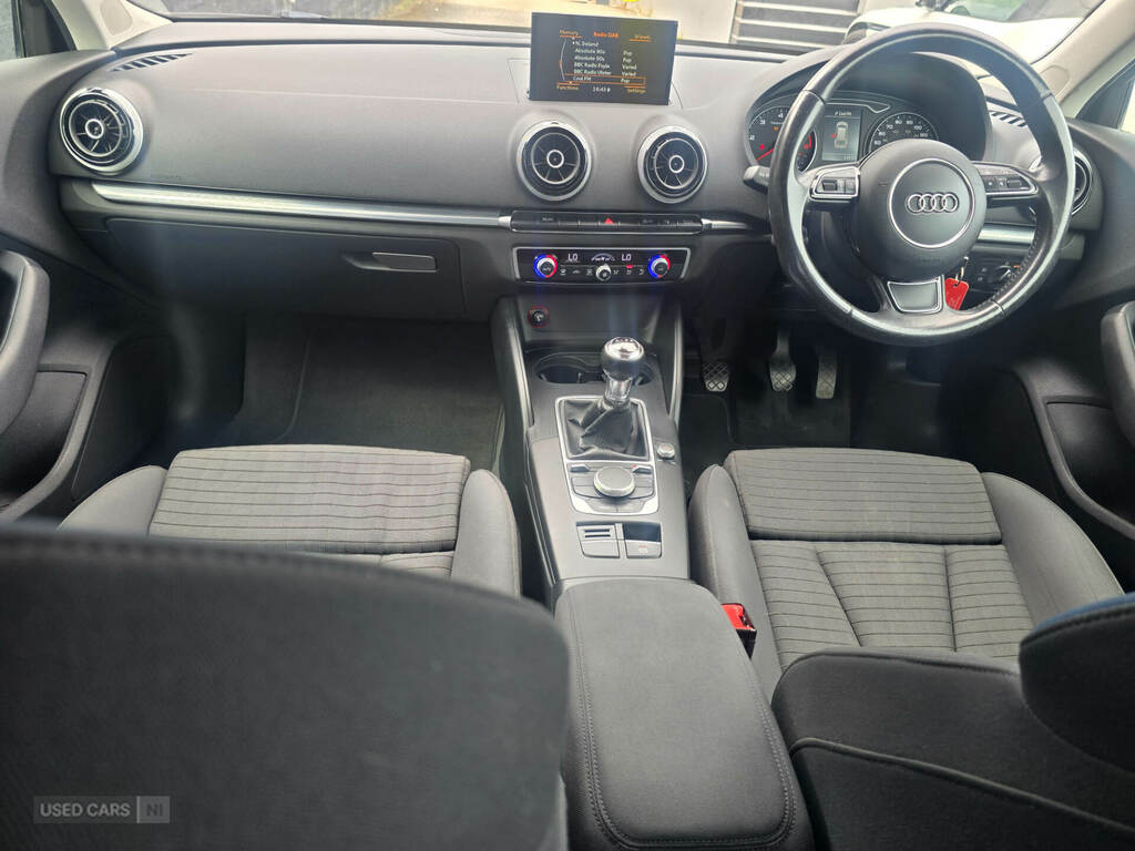 Audi A3 1.6 Tdi 110 Sport Nav BK16OGA Blue #5