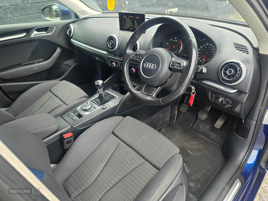 Audi A3 1.6 Tdi 110 Sport Nav BK16OGA Blue #4