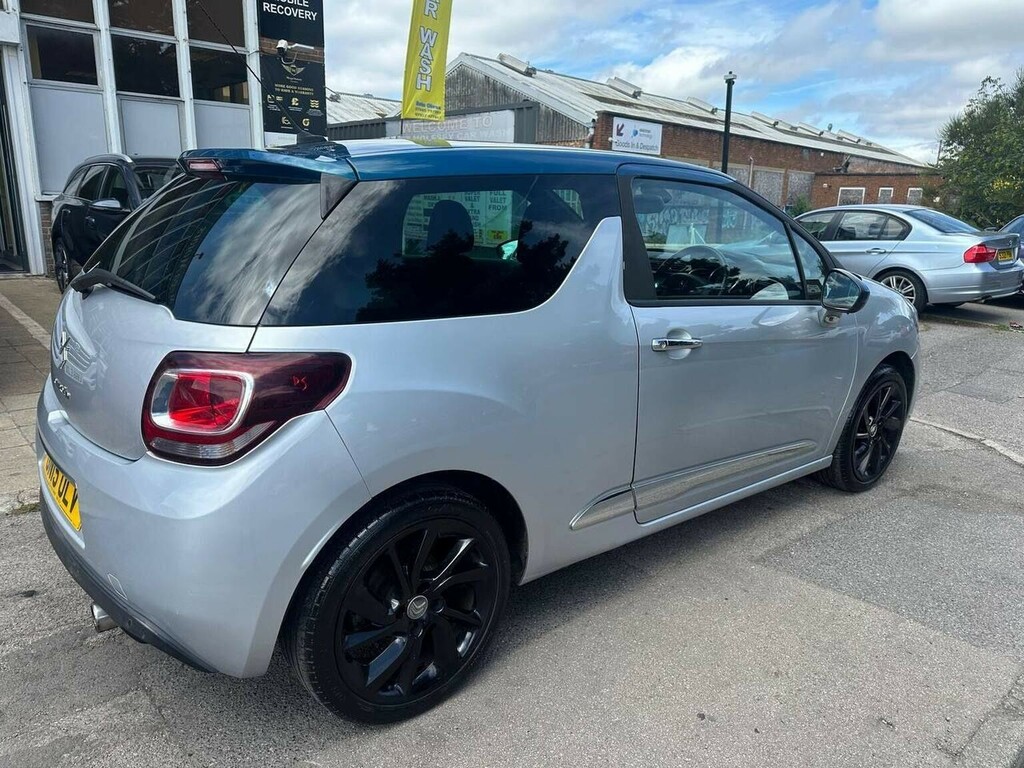 Citroen DS3 Hatchback 1.2 Puretech Dstyle Plus Euro 6 Ss GN15ULV Silver #4
