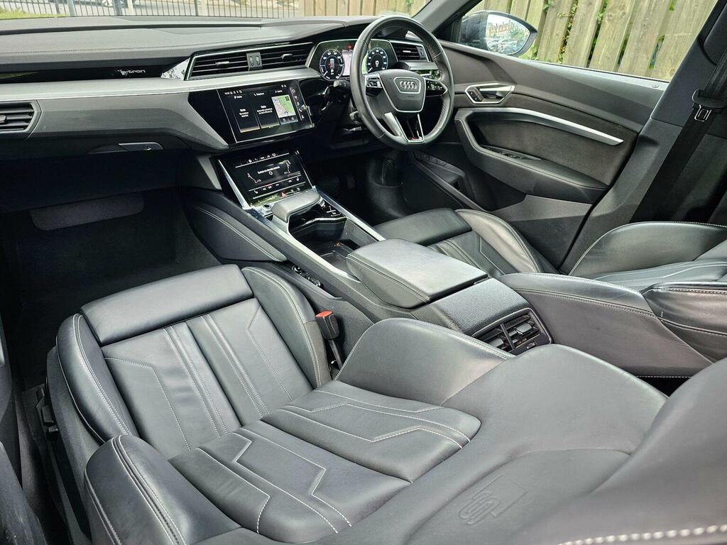 Audi E-tron 55 S Line Quattro 95Kwh 11Kw Charger 2 LL22DUH Black #6