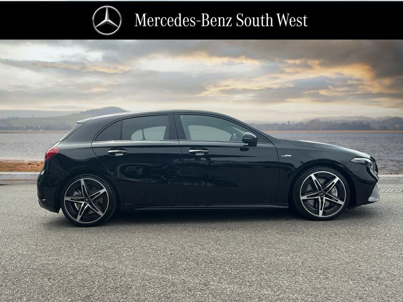Mercedes-Benz A Class A 35 4Matic Premium Hatchback KT25JZR #3