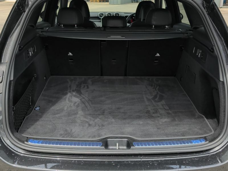 Mercedes-Benz GLC Class 300E 4Matic Amg Line Prem Plus 9G-tronic Black #14