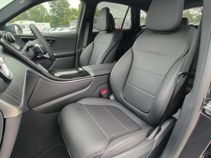Mercedes-Benz GLC Class 300E 4Matic Amg Line Prem Plus 9G-tronic Black #34