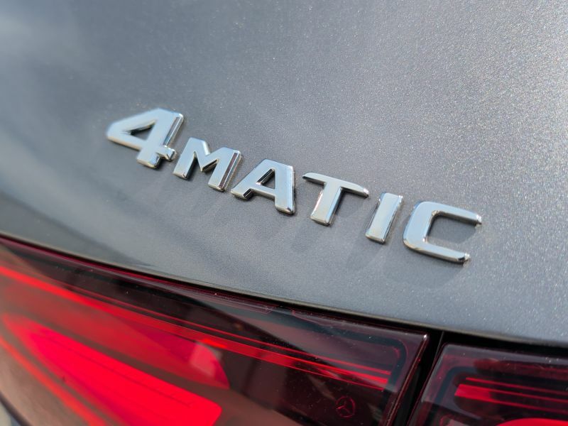 Mercedes-Benz GLA Class 1.3 Gla200h Mhev Amg Line Executive Suv Petr White #24