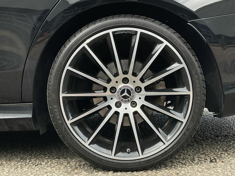 Mercedes-Benz E Class E220 Amg Line Night Edition Premium D Mhev Black #4