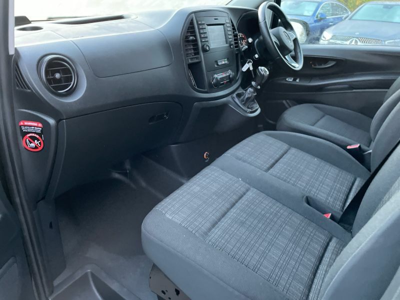 Mercedes-Benz Vito 1.7 110 Cdi Progressive Fwd L2 Euro 6 S S L Black #3