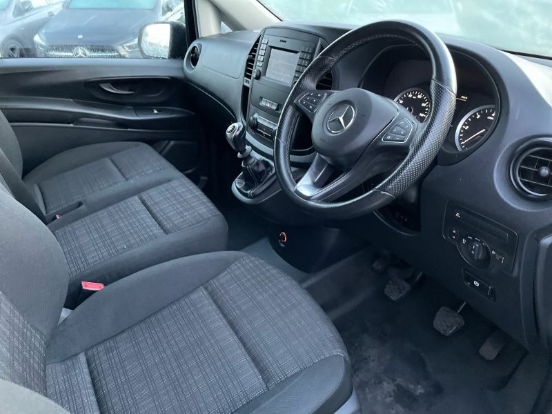 Mercedes-Benz Vito 1.7 110 Cdi Progressive Fwd L2 Euro 6 S S L Black #4