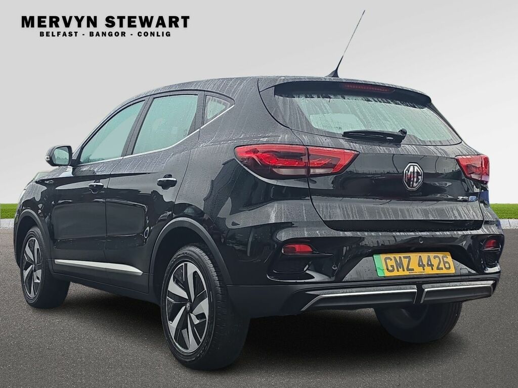 MG ZS Hat Se Ev Au Black #6