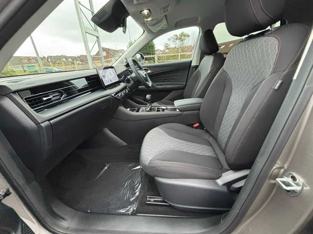 MG HS 1.5 T-gdi Se Suv Dct Euro 6 Ss 169 Grey #19