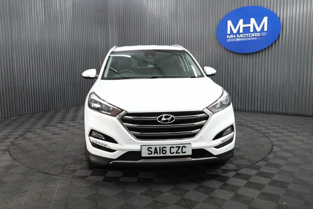 Hyundai Tucson Crdi Blue Drive Premium White #2
