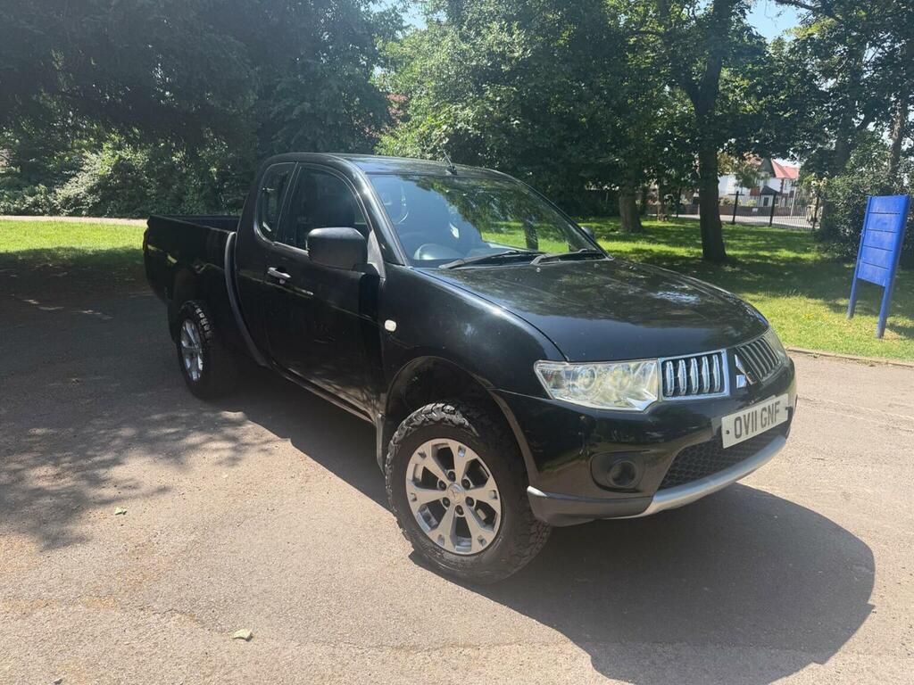 Mitsubishi L200 2.5 Di-d 4Work Club Cab Pickup 4Wd Euro 4 Black