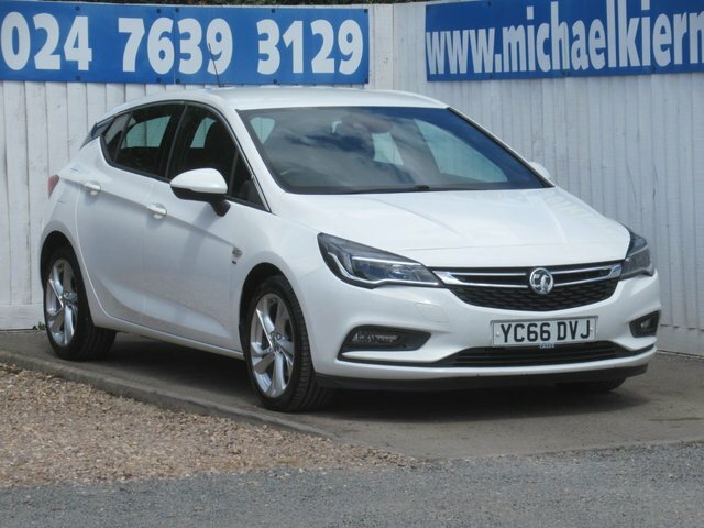 Vauxhall Astra 1.6 Cdti Ecotec Blueinjection Sri Hatchback Di White