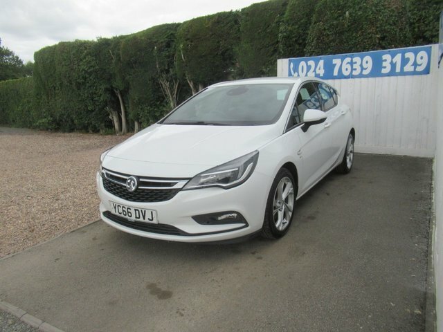 Vauxhall Astra 1.6 Cdti Ecotec Blueinjection Sri Hatchback Di White #5