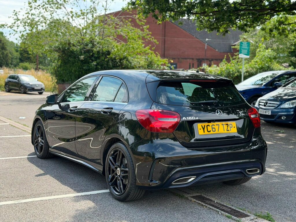Mercedes-Benz A Class 1.5 A180d Amg Line Premium Euro 6 Ss Black #6