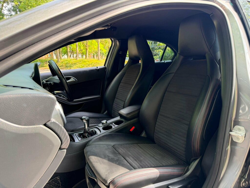 Mercedes-Benz A Class A220d Motorsport Edition Premium Silver #15