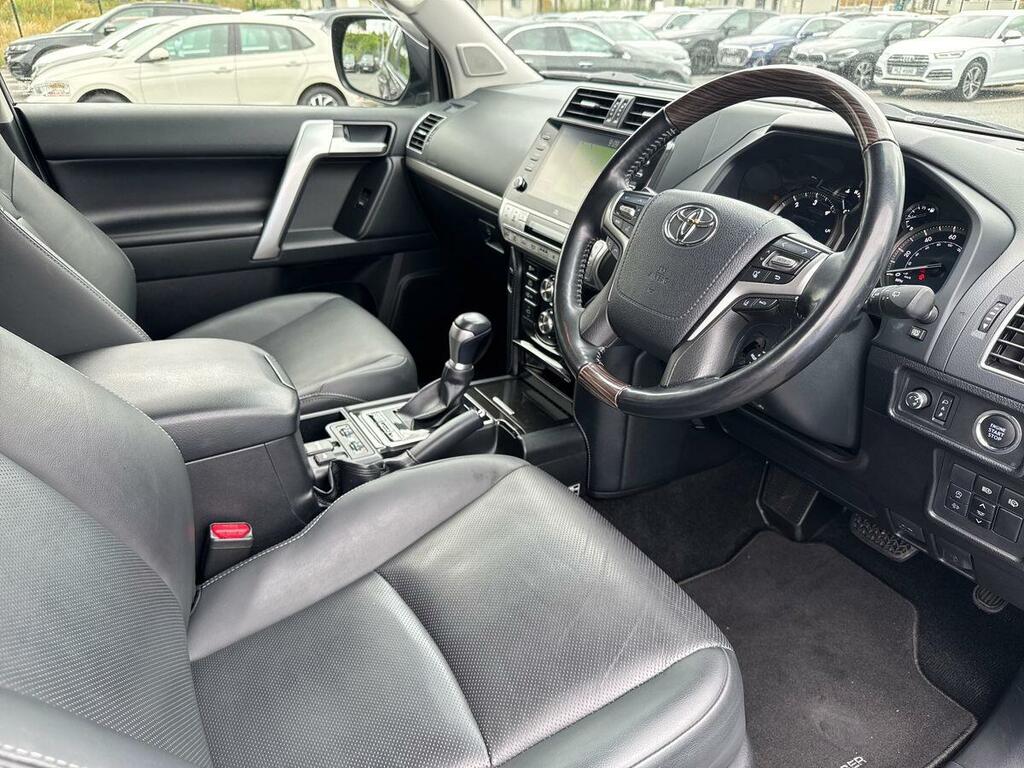 Toyota Land Cruiser 2.8 D-4d 204 Invincible 7 Seats Grey #6