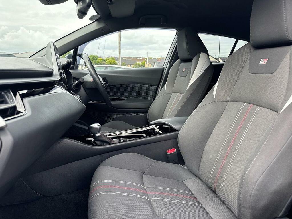 Toyota C-Hr 2.0 Hybrid Gr Sport Cvt Red #2