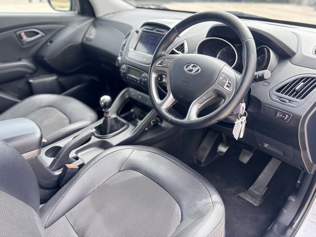 Hyundai Ix35 Suv 1.7 Crdi Se Euro 5 Ss Nav 201414 Blue #14