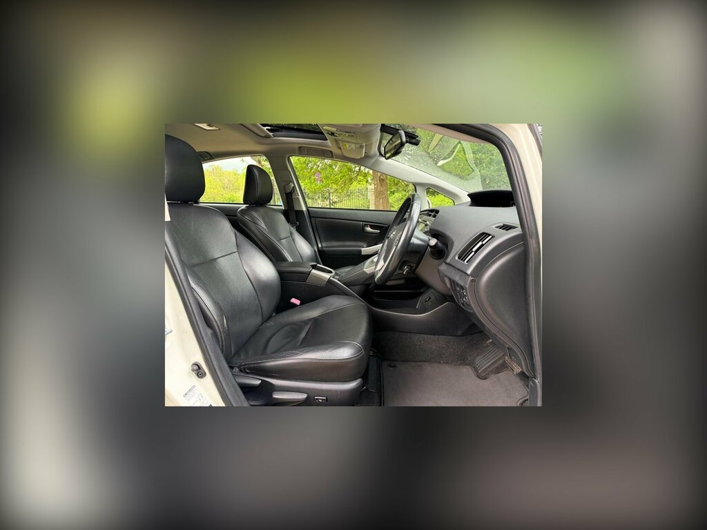 Toyota Prius 1.8 Vvti Plug-in Cvt Silver #15