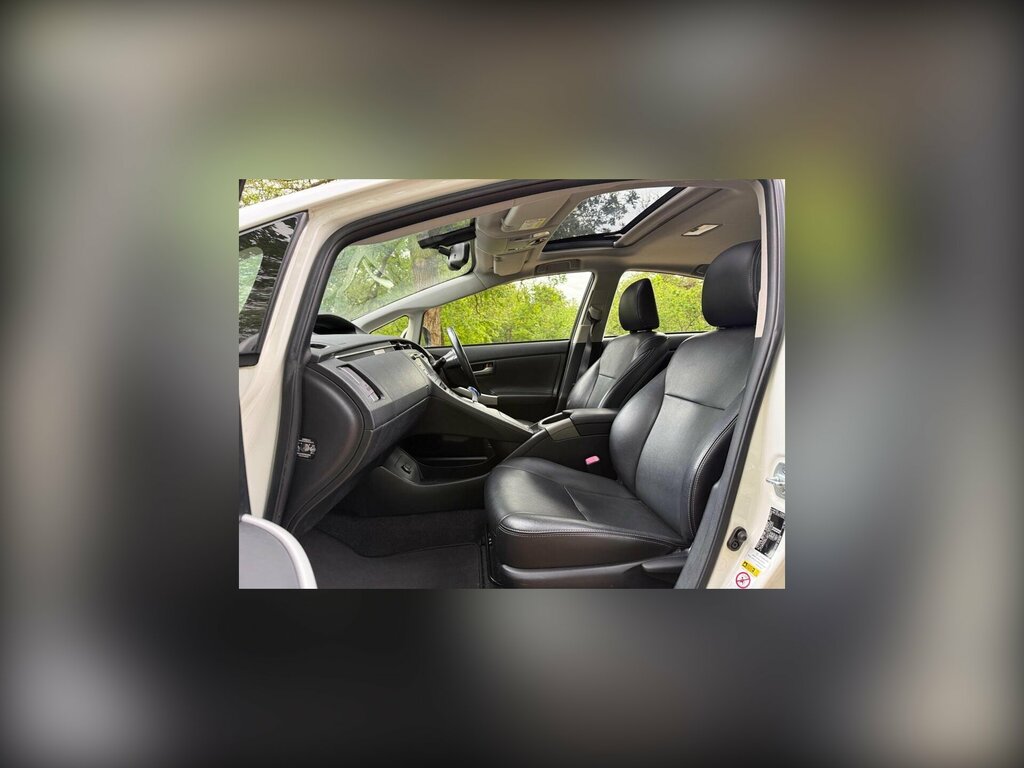 Toyota Prius 1.8 Vvti Plug-in Cvt Silver #22